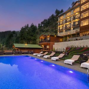 Justa Cliffend Resort & Spa, Mashobra